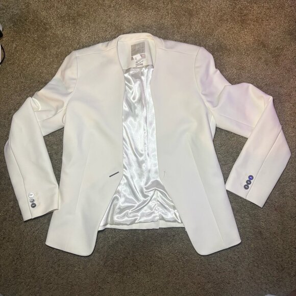 Size Small The Limited Scandal Collection White Blazer - Picture 4 of 6